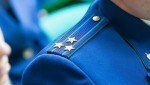 Конфликт соседей из-за уборки привел к оскорблениям и штрафу